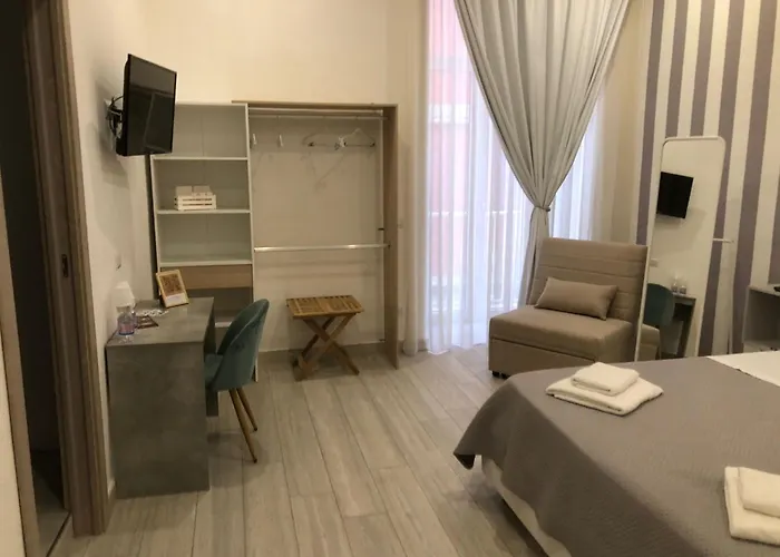 Rosaroll Homes Napoli